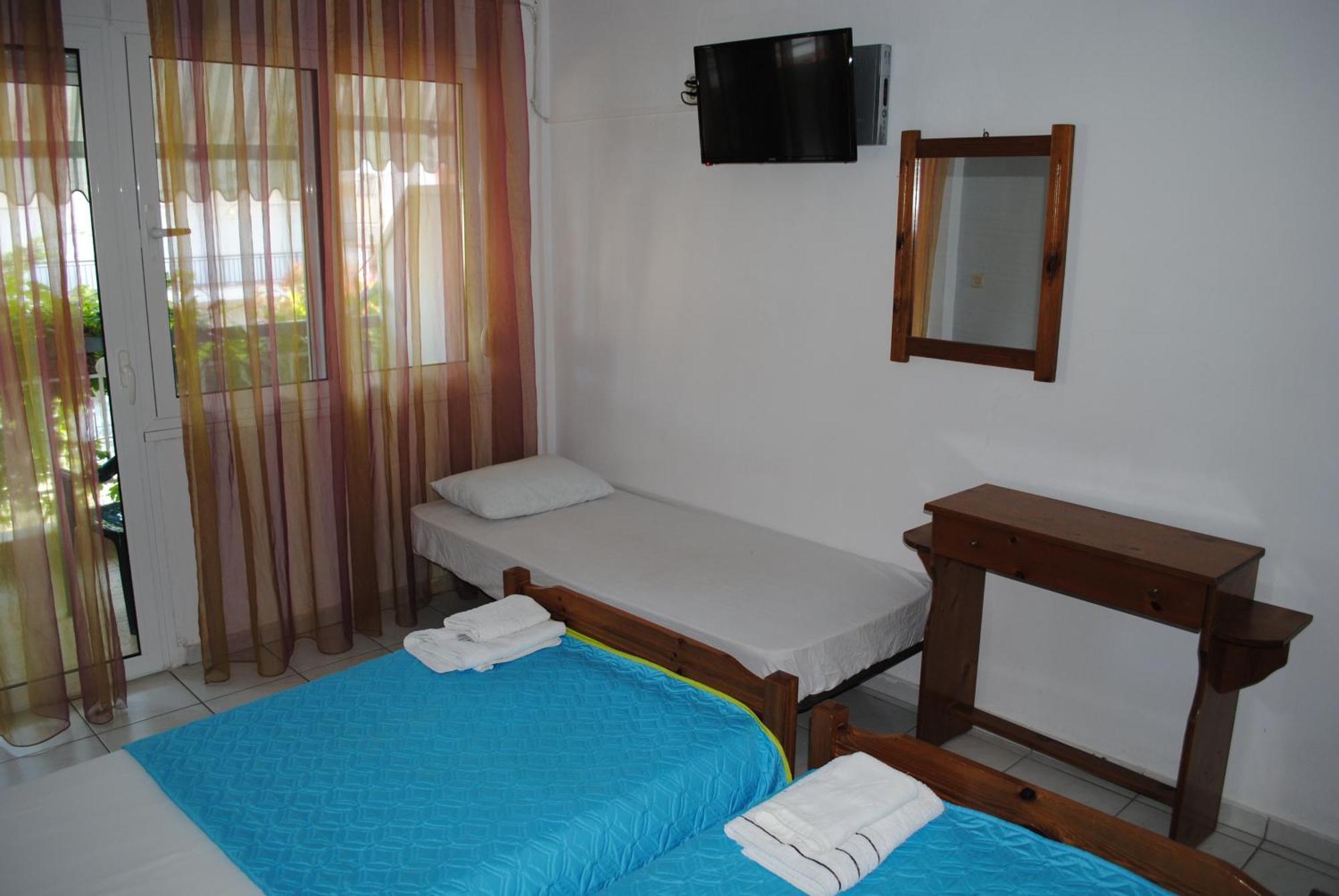 Artemis Apartments Paralia Dionysiou Bilik gambar
