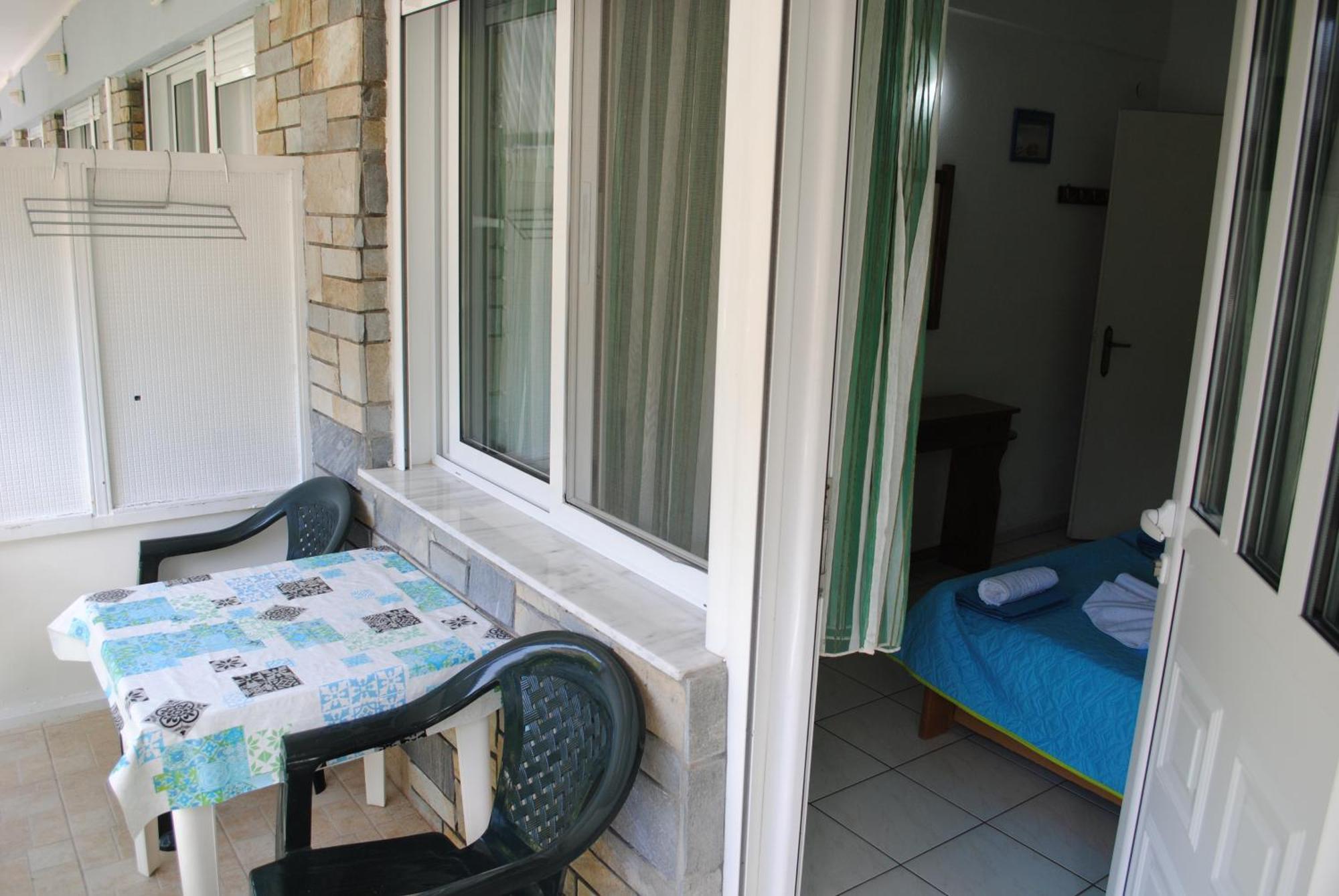 Artemis Apartments Paralia Dionysiou Luaran gambar