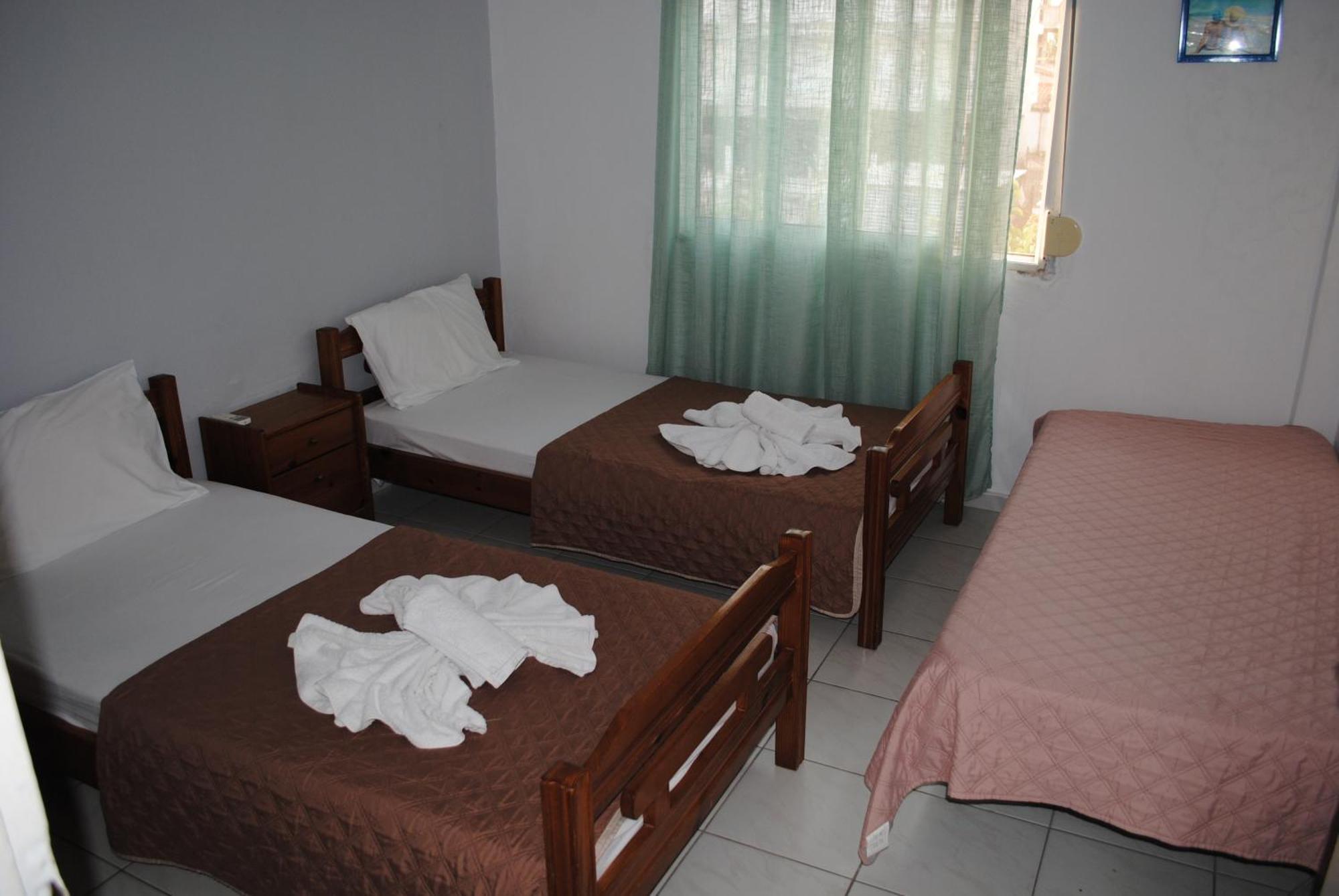 Artemis Apartments Paralia Dionysiou Luaran gambar