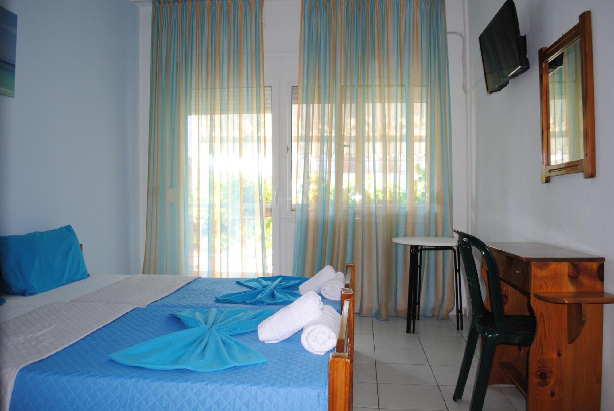 Artemis Apartments Paralia Dionysiou Luaran gambar