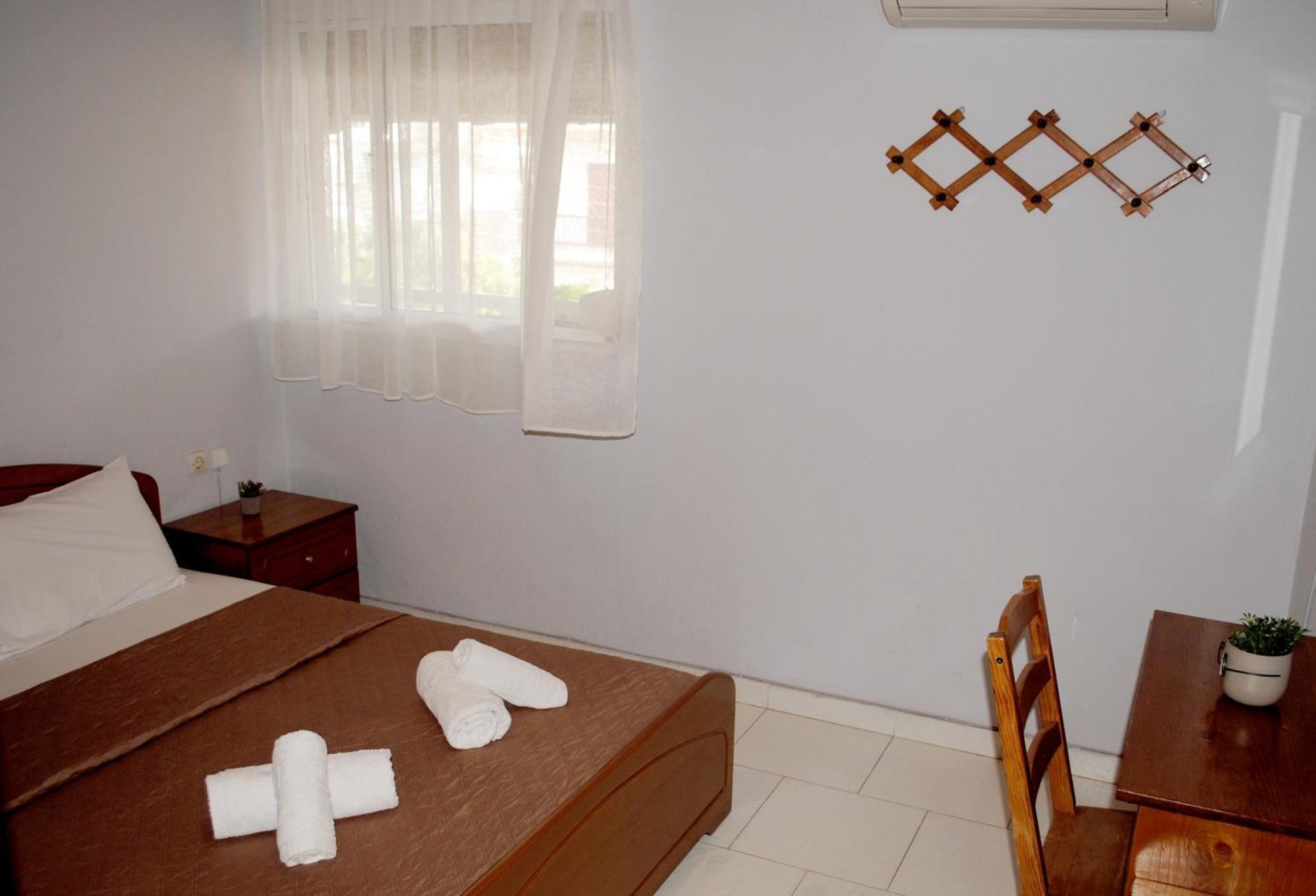 Artemis Apartments Paralia Dionysiou Luaran gambar