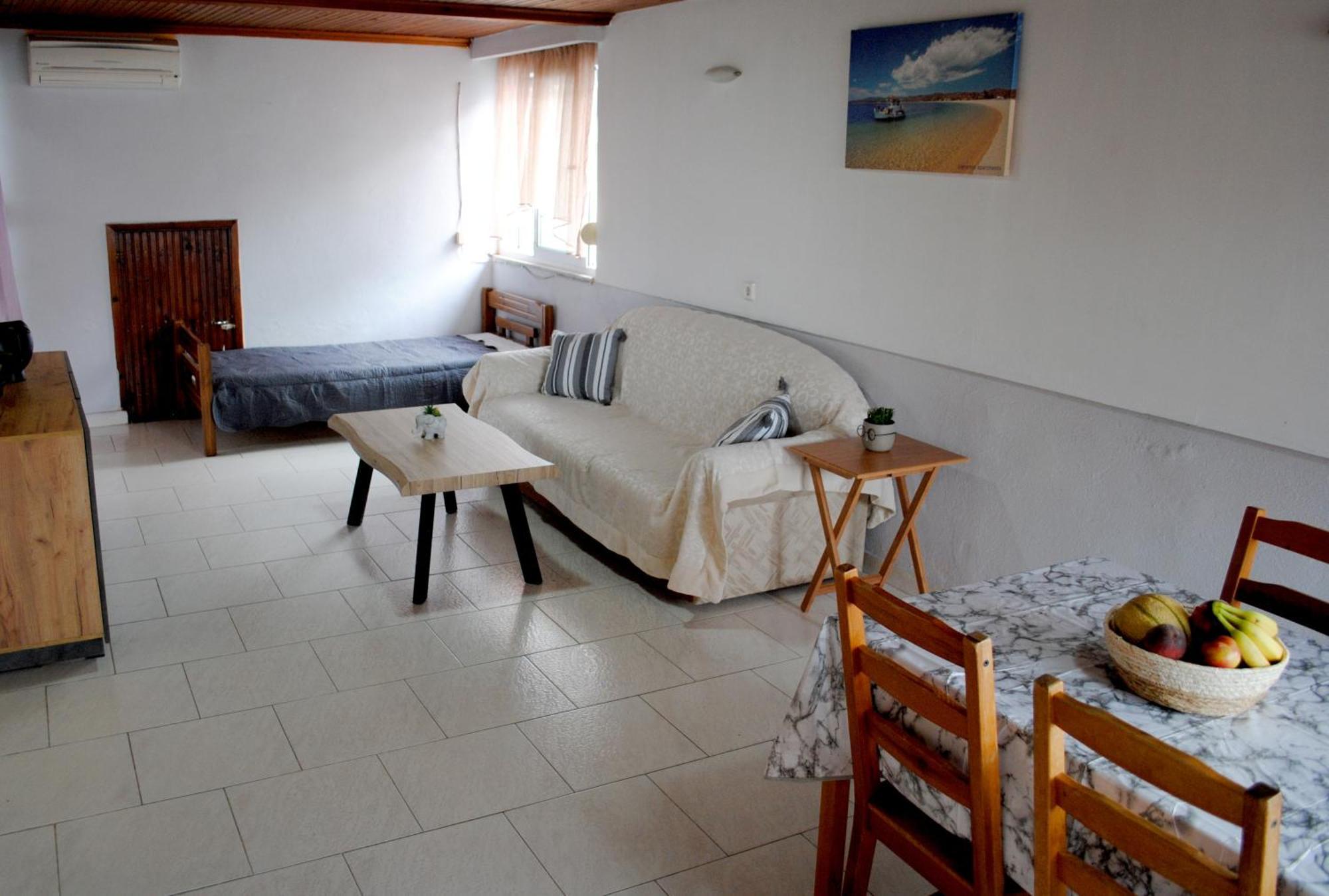 Artemis Apartments Paralia Dionysiou Luaran gambar